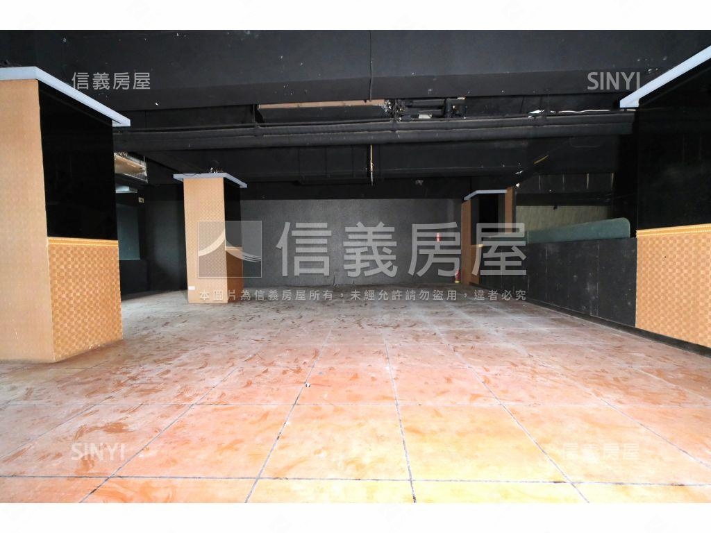 火車南站旁單層單戶商辦房屋室內格局與周邊環境