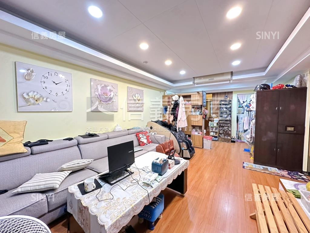 專任南屯震後三房平車速件房屋室內格局與周邊環境