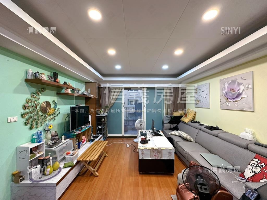 專任南屯震後三房平車速件房屋室內格局與周邊環境