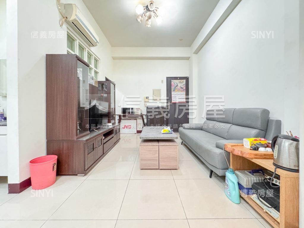 巴黎時尚年輕電梯兩房房屋室內格局與周邊環境