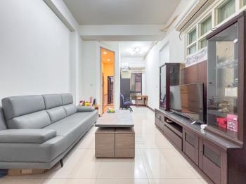 巴黎時尚年輕電梯兩房