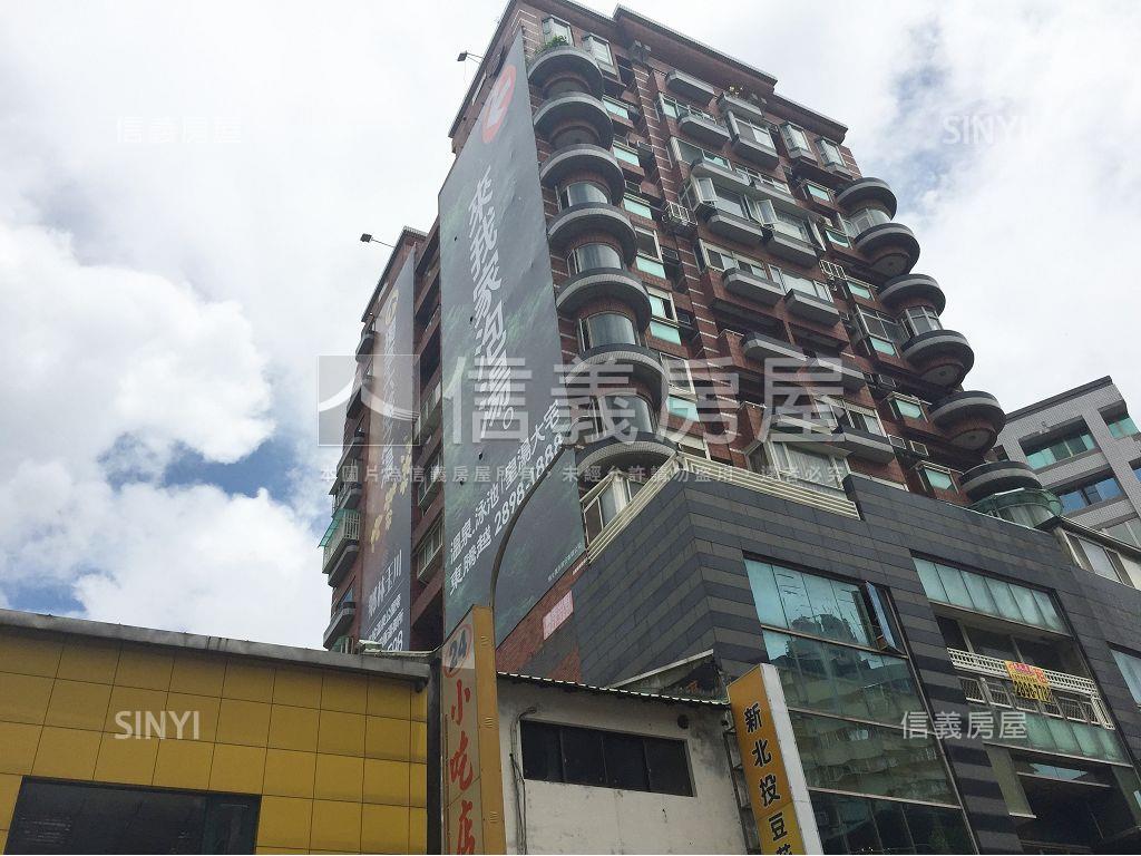 捷運可樂小資套房車位房屋室內格局與周邊環境