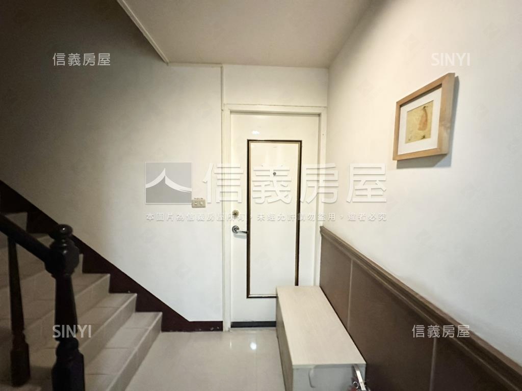 新板特區旁稀缺透天房屋室內格局與周邊環境