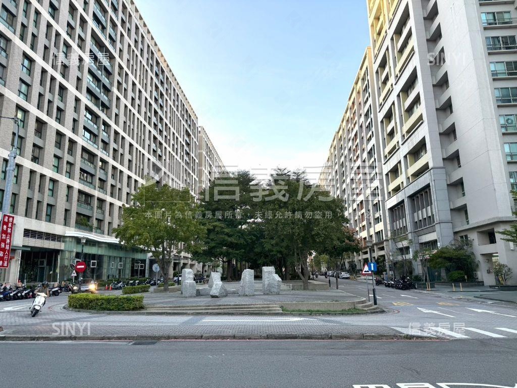 正關新路藍海辦公室房屋室內格局與周邊環境