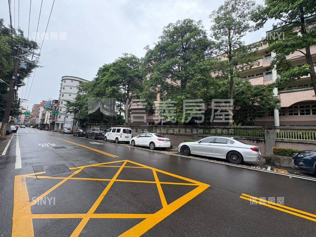 近林森國小。低總價店面房屋室內格局與周邊環境