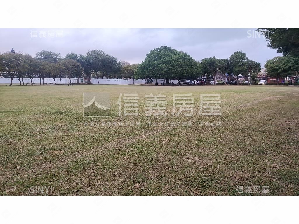 陽明公園前後陽台大三房房屋室內格局與周邊環境