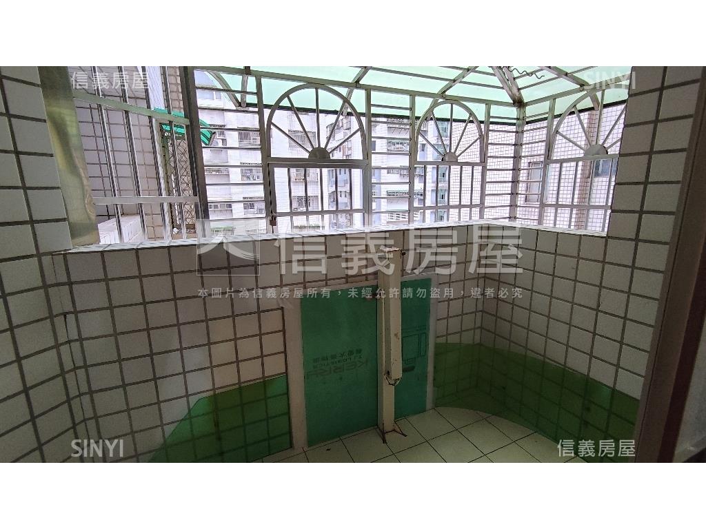 低總價電梯兩房房屋室內格局與周邊環境