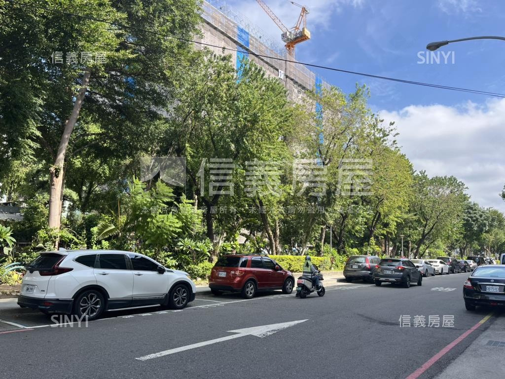 達麗冶翠兩房兩衛帝王戶房屋室內格局與周邊環境