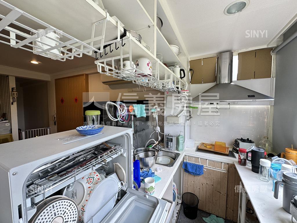 正面仁愛公園稀有美寓房屋室內格局與周邊環境