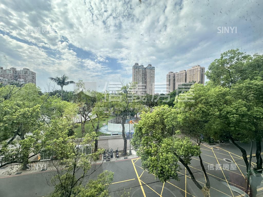 正面仁愛公園稀有美寓房屋室內格局與周邊環境