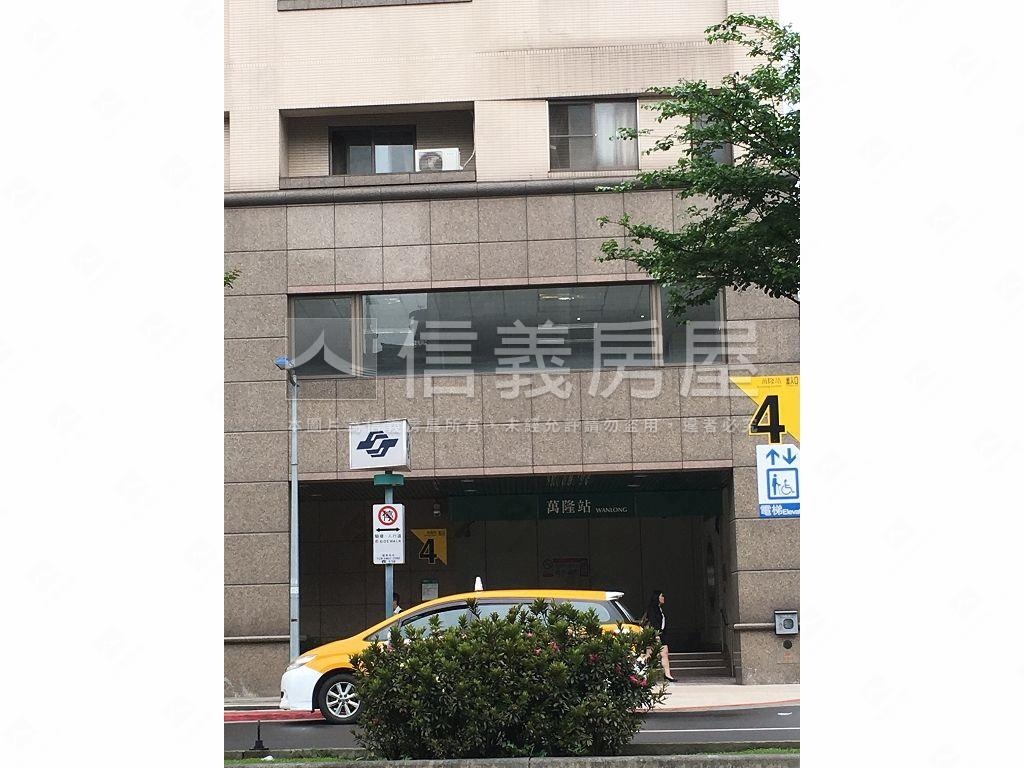 近萬隆捷運出口土地房屋室內格局與周邊環境