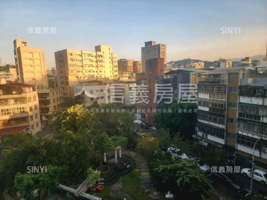 近萬隆捷運出口土地房屋室內格局與周邊環境
