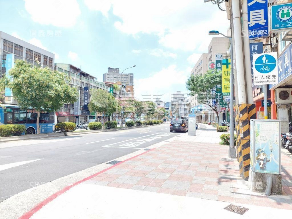 近萬隆捷運出口土地房屋室內格局與周邊環境