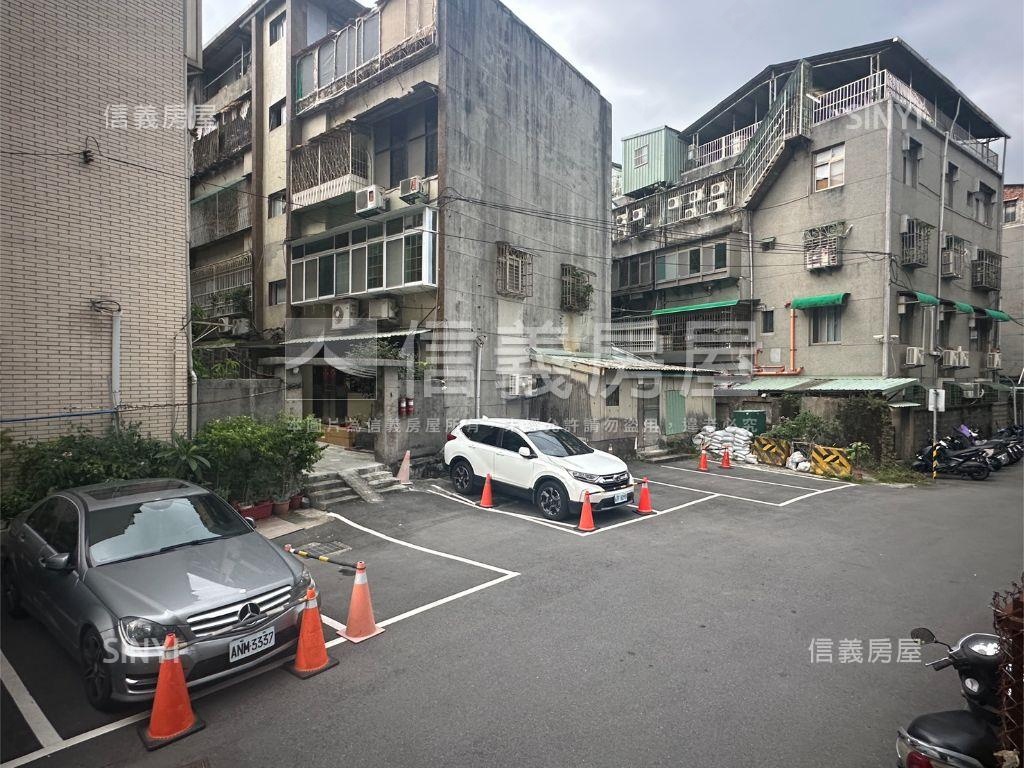 近萬隆捷運出口土地房屋室內格局與周邊環境