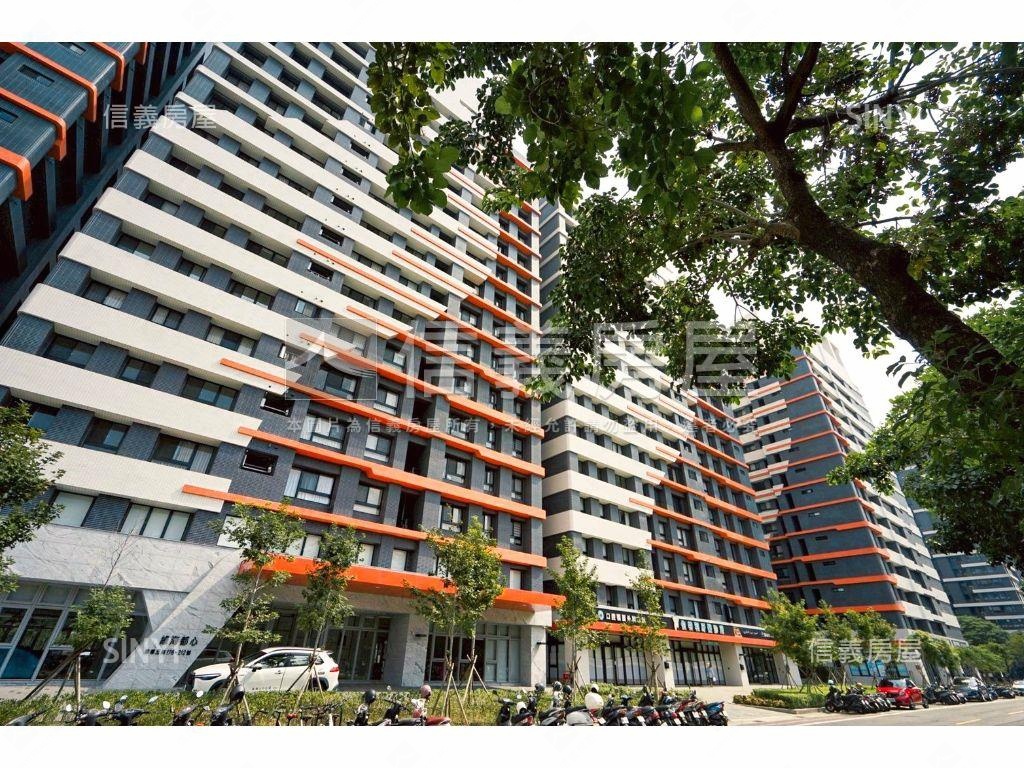 綠海都心高樓兩房平車房屋室內格局與周邊環境