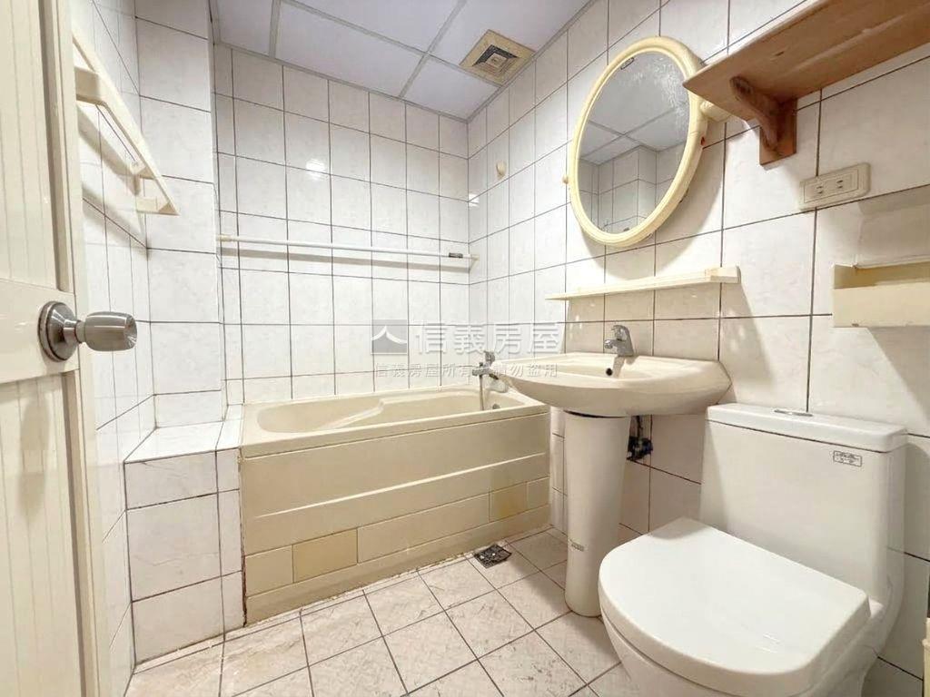 甲天廈稀有釋出房屋室內格局與周邊環境