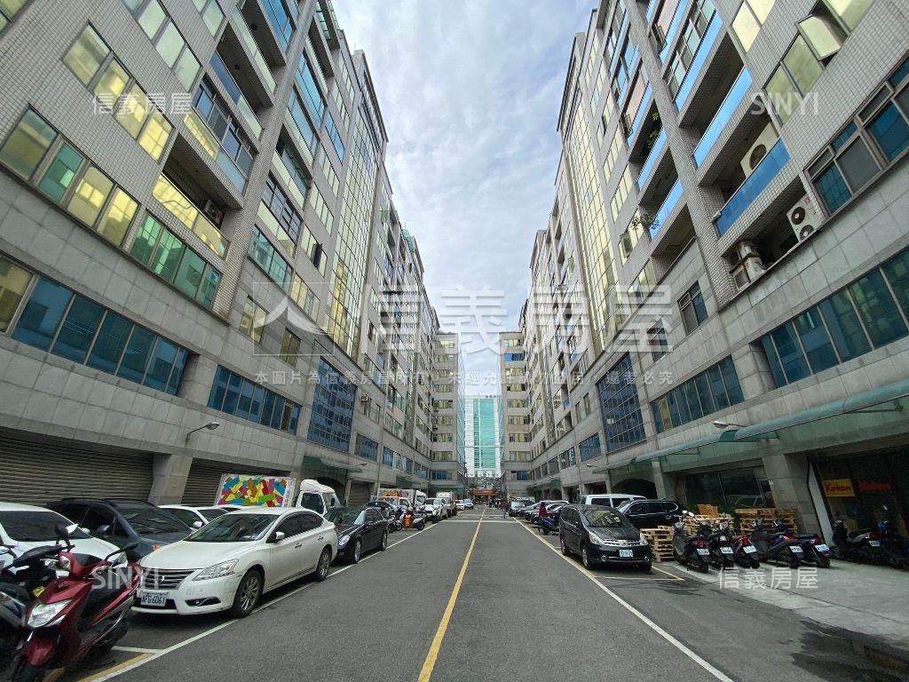 阿姆斯壯企業總部房屋室內格局與周邊環境