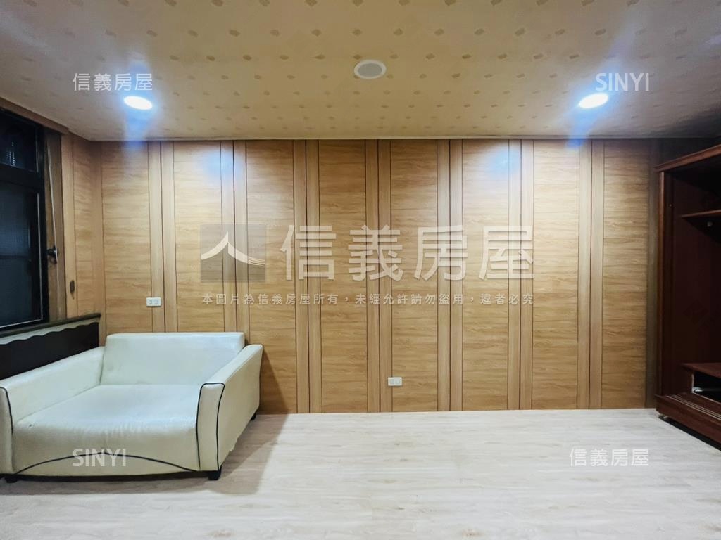 後站國產朝南方便停車透天房屋室內格局與周邊環境