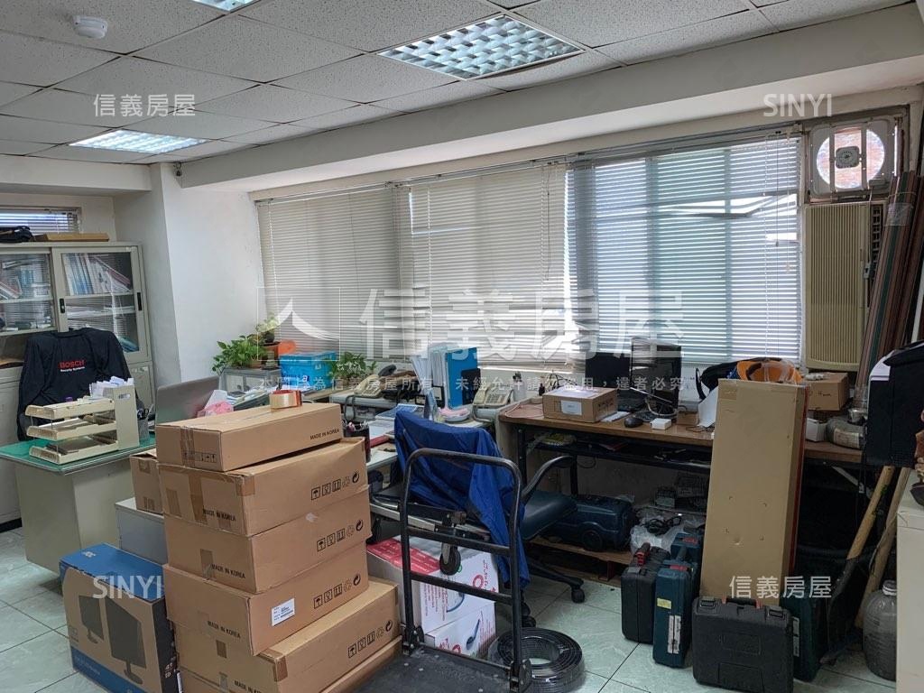 世貿ＩＣ小坪數辦公車位房屋室內格局與周邊環境