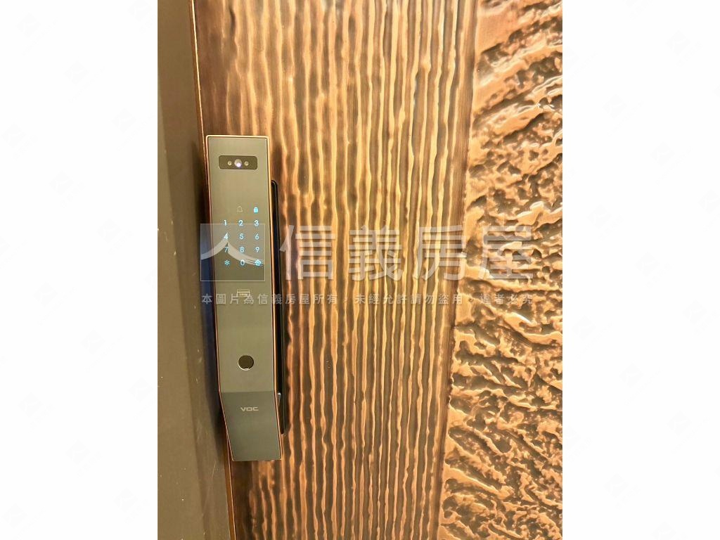 美術館精裝三房平車房屋室內格局與周邊環境