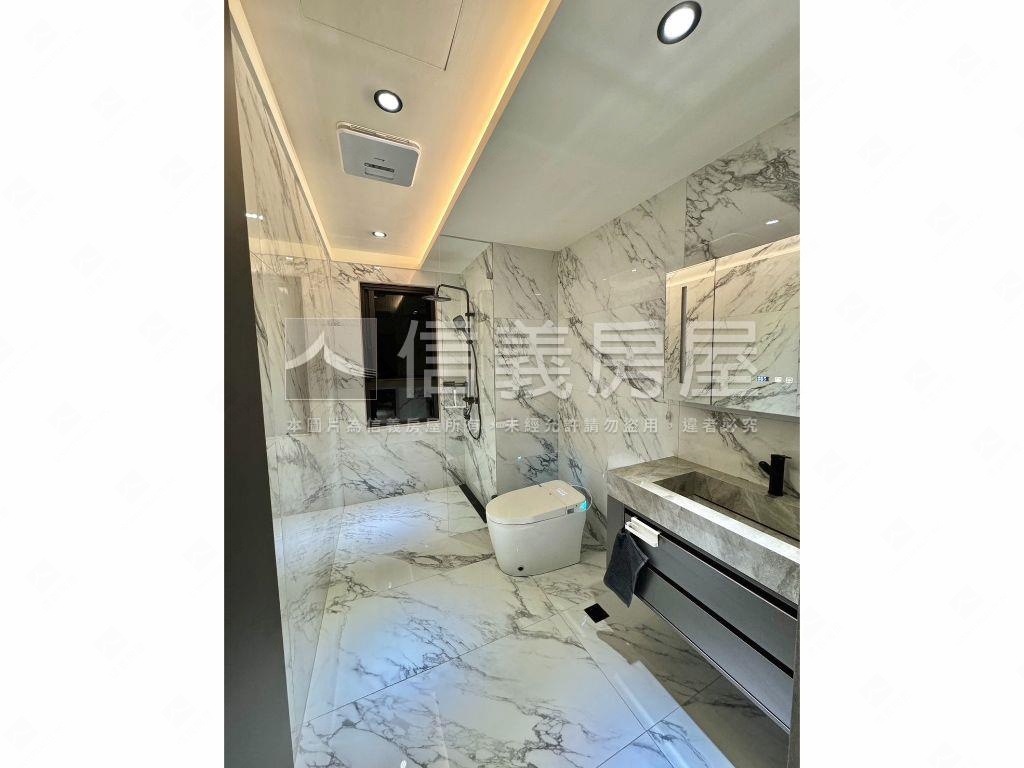 美術館精裝三房平車房屋室內格局與周邊環境