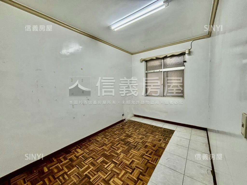 ＜專任＞面公園靜巷三房房屋室內格局與周邊環境