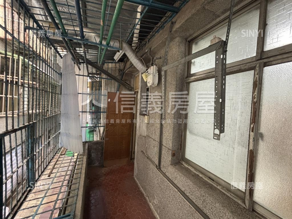 ＜專任＞面公園靜巷三房房屋室內格局與周邊環境