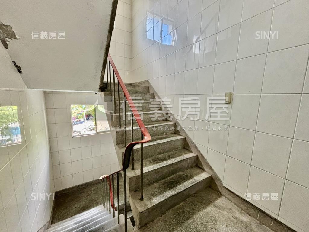 ＜專任＞面公園靜巷三房房屋室內格局與周邊環境