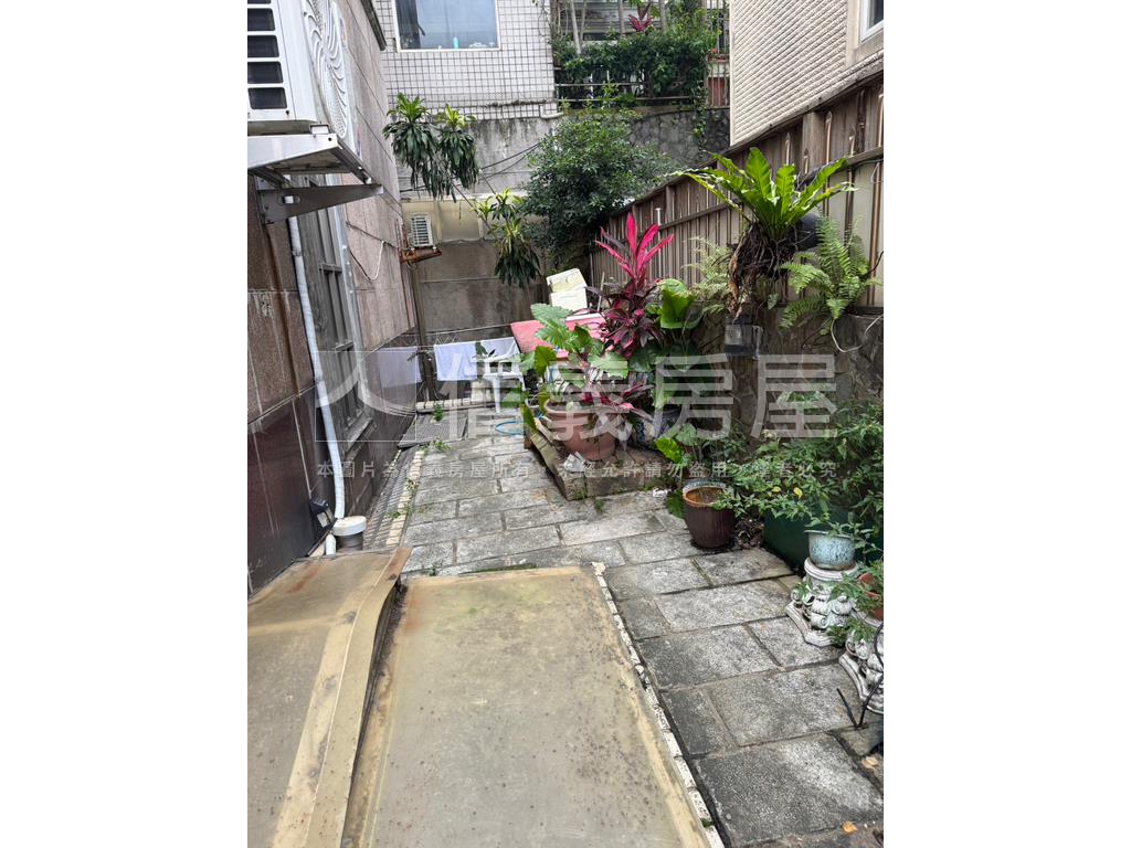 【別墅】薇閣車庫庭院房屋室內格局與周邊環境