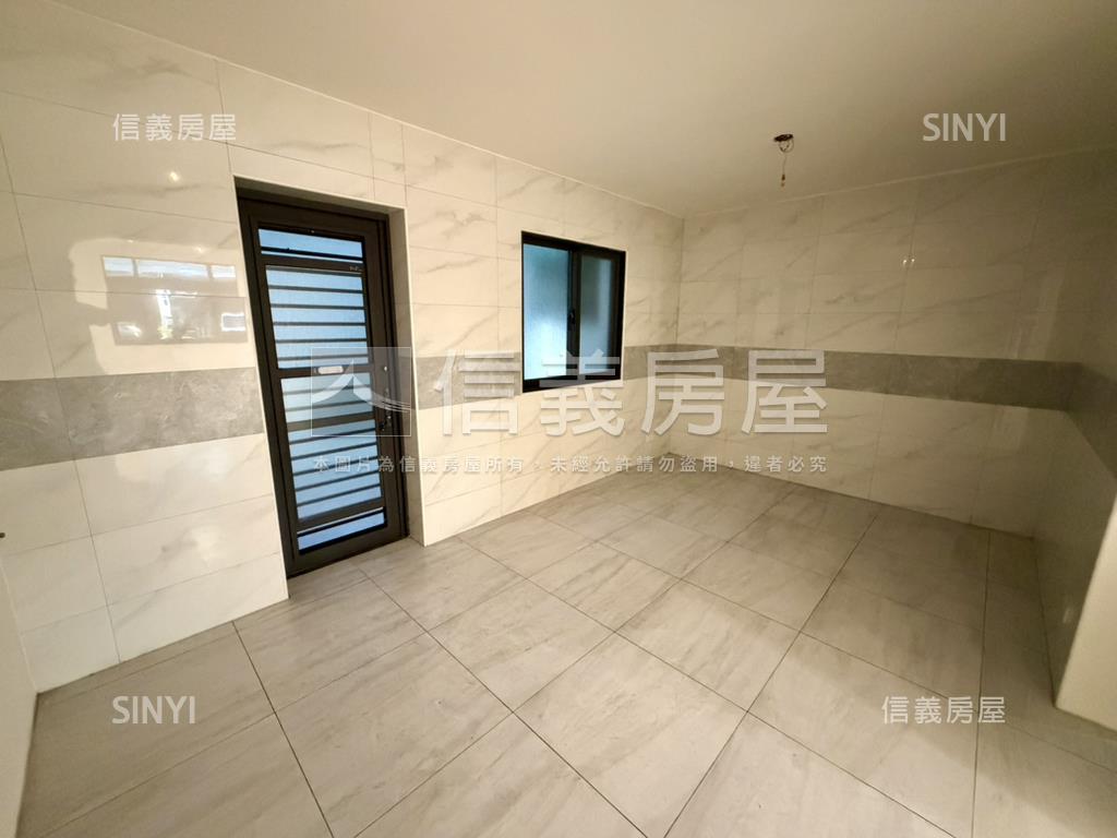近秀傳全新整理透天房屋室內格局與周邊環境