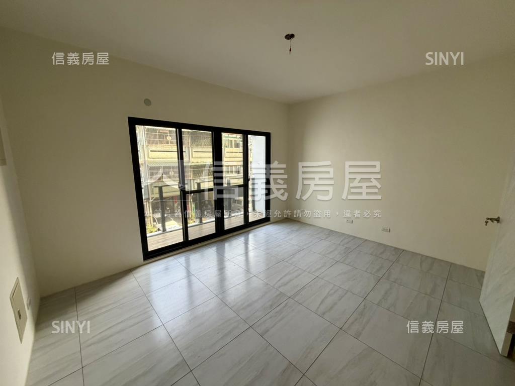 近秀傳全新整理透天房屋室內格局與周邊環境