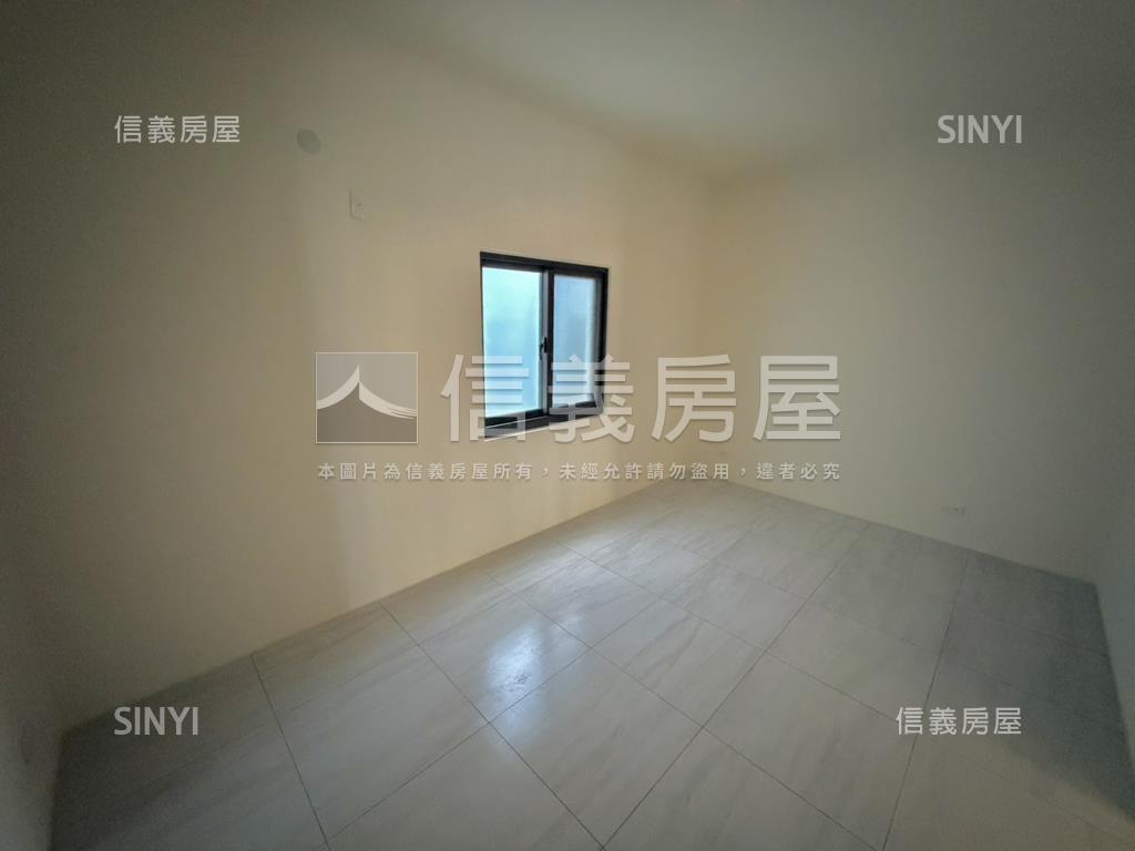 近秀傳全新整理透天房屋室內格局與周邊環境
