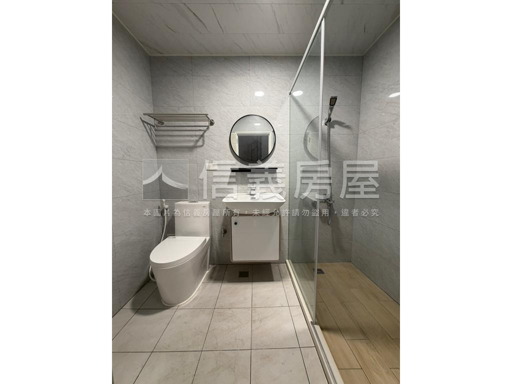 近秀傳全新整理透天房屋室內格局與周邊環境
