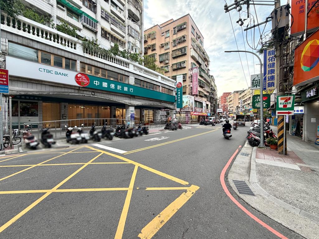 青年首購事事如意房屋室內格局與周邊環境