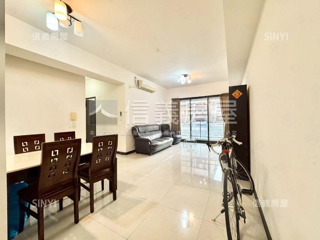 興大湛優質三房雙車位房屋室內格局與周邊環境