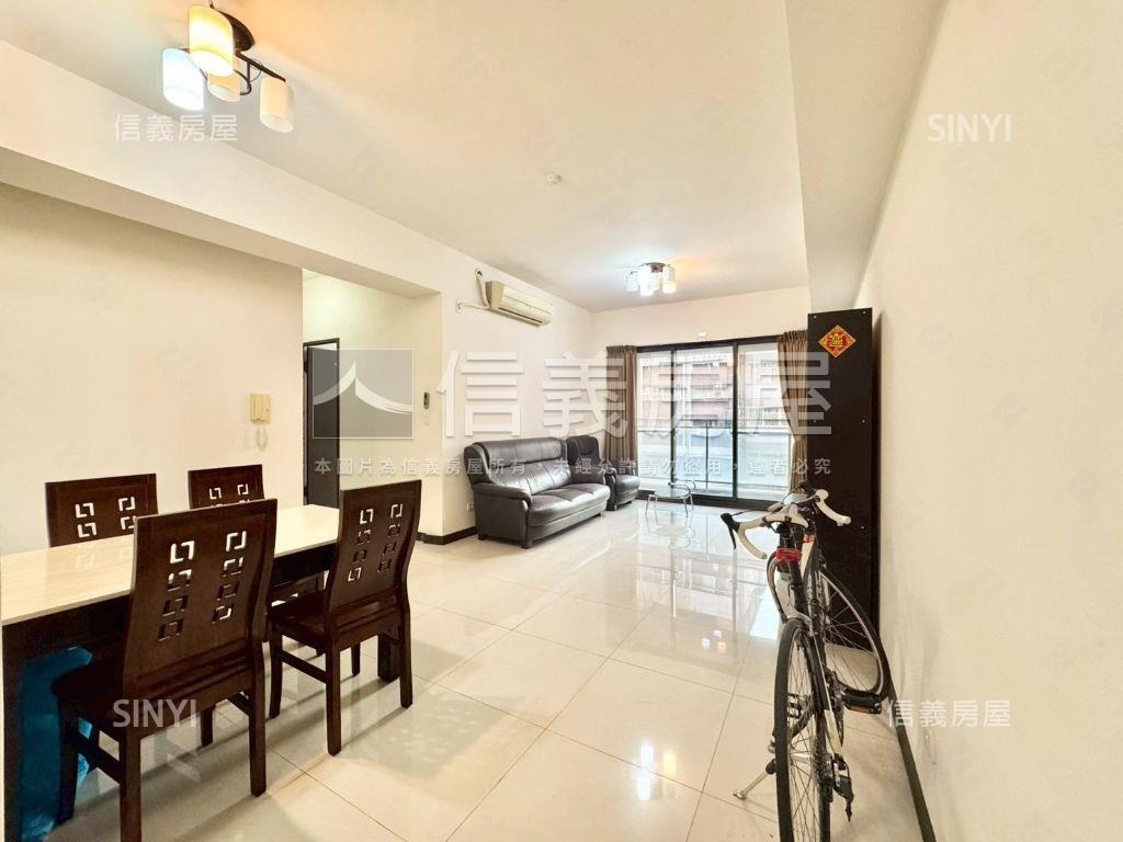 興大湛優質三房雙車位房屋室內格局與周邊環境