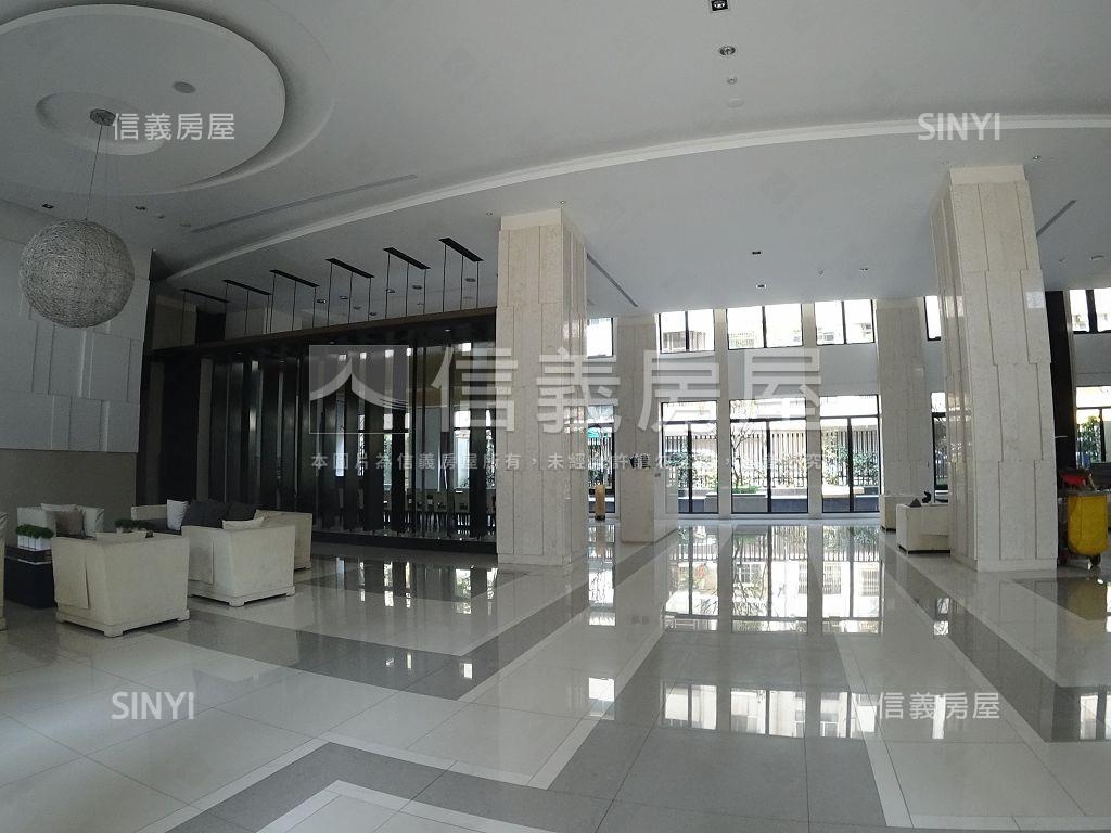 興大湛優質三房雙車位房屋室內格局與周邊環境