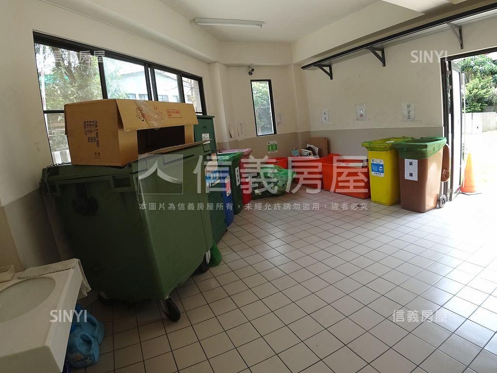 興大湛優質三房雙車位房屋室內格局與周邊環境