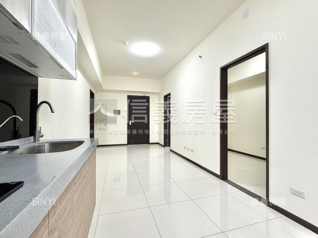 築康安安精美電梯２房房屋室內格局與周邊環境