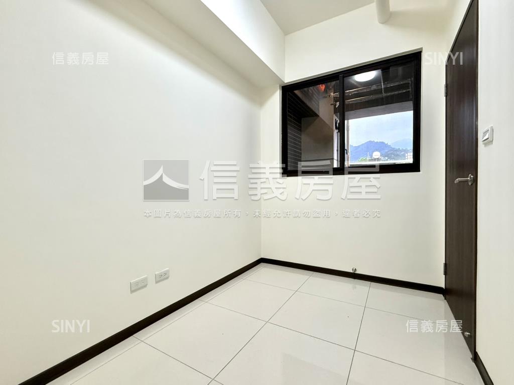 築康安安精美電梯２房房屋室內格局與周邊環境