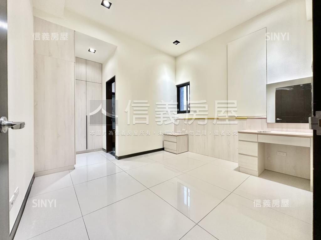 屋豊香＊挑高兩房＊雙衛浴房屋室內格局與周邊環境