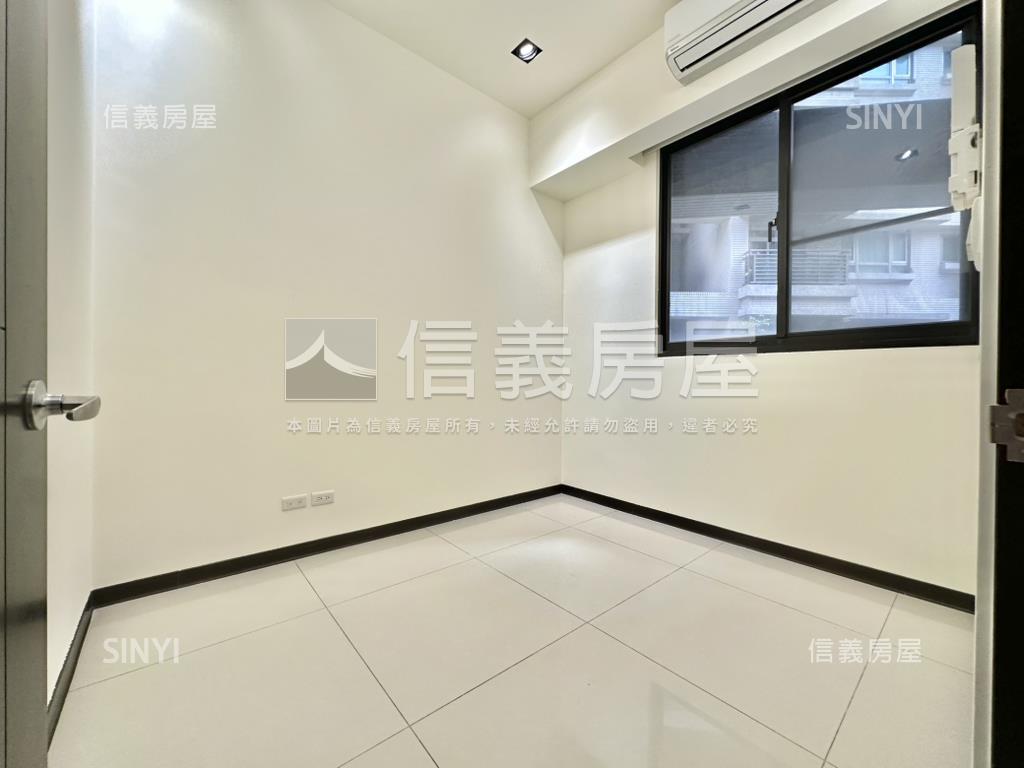 屋豊香＊挑高兩房＊雙衛浴房屋室內格局與周邊環境