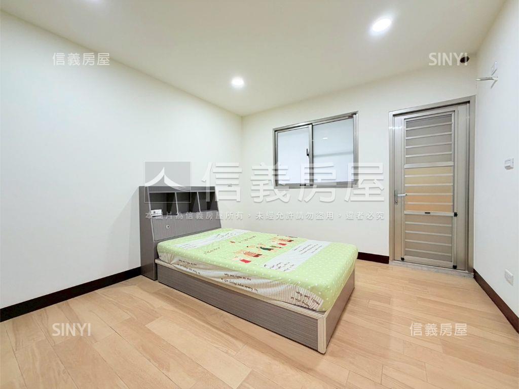 五甲商圈漂亮透天房屋室內格局與周邊環境