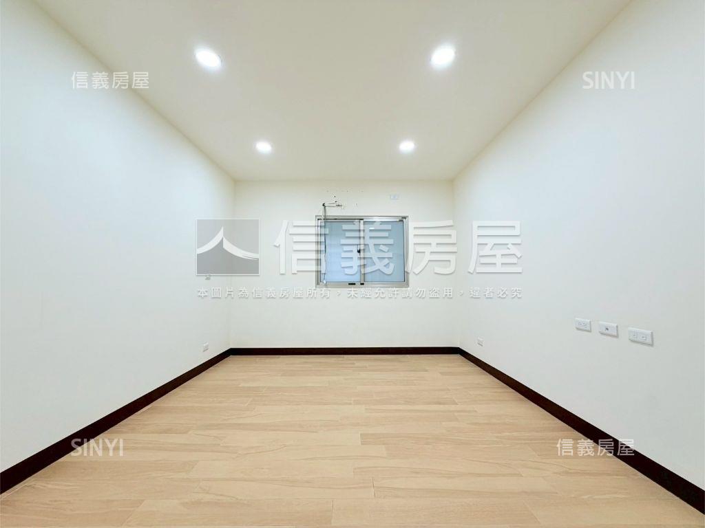 五甲商圈漂亮透天房屋室內格局與周邊環境