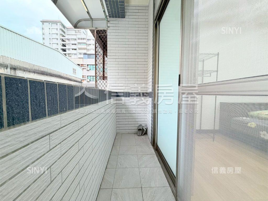 五甲商圈漂亮透天房屋室內格局與周邊環境