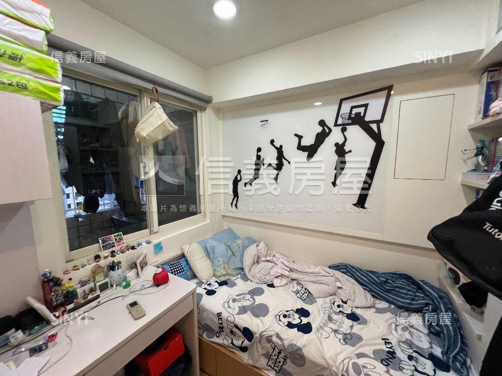 興隆國小３房加車位房屋室內格局與周邊環境