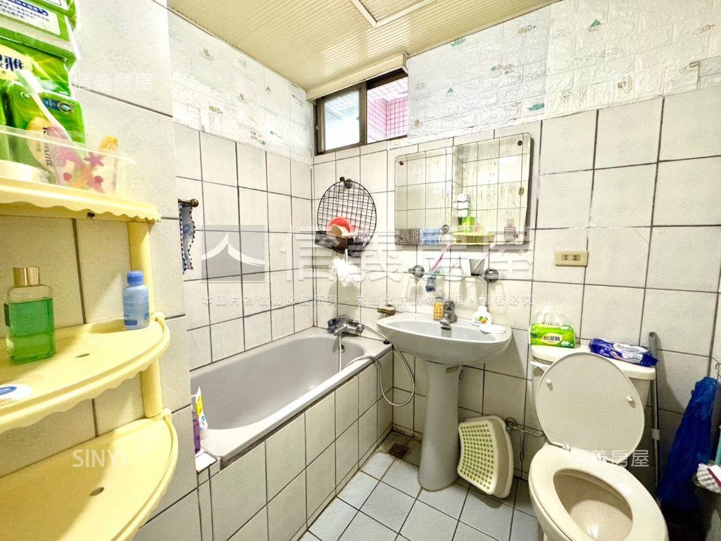 景安捷運輕奢正１房房屋室內格局與周邊環境