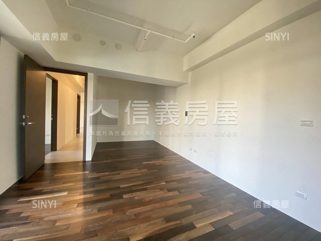 帝璟謙和～３房平面車位房屋室內格局與周邊環境