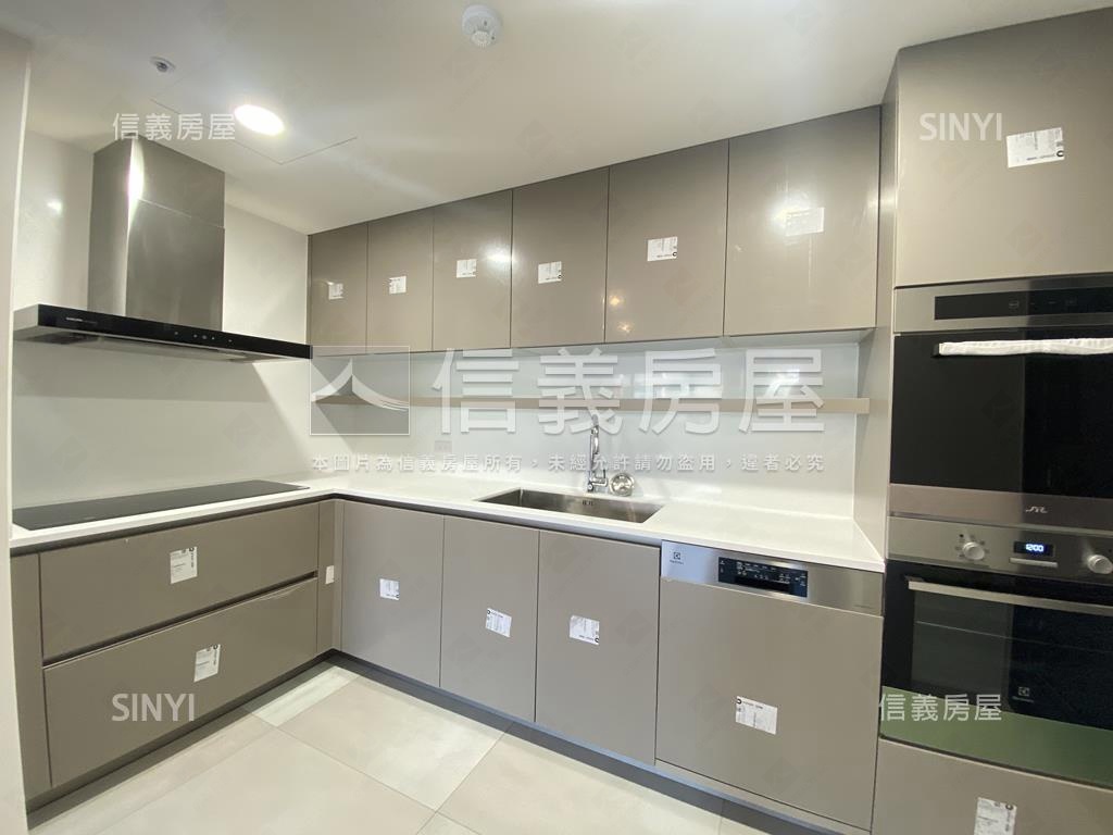 帝璟謙和～３房平面車位房屋室內格局與周邊環境