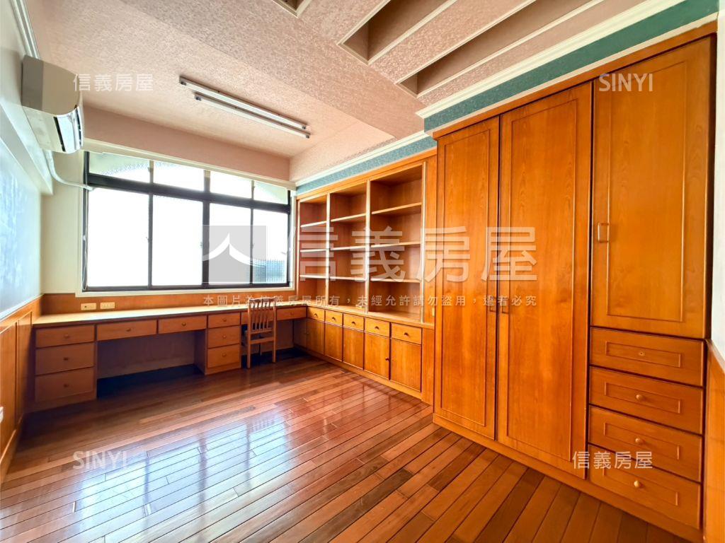 空軍官校協德街上三角窗房屋室內格局與周邊環境